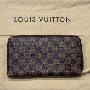 Louis Vuitton Damier Ebene Zippy Organizer/Wallet